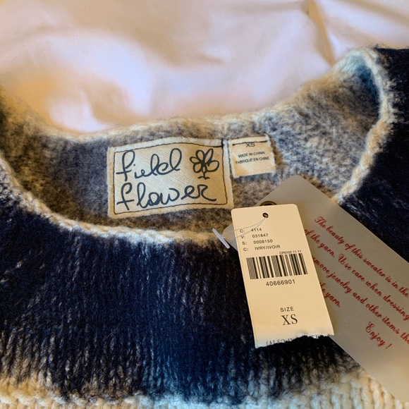 NWT 🌼 Anthro Field Flower Feltwork Sweater - Picture 6 of 7